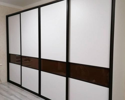 Встроенный шкаф ARISTO, с белыми фасадами